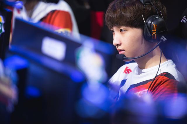 乃至欧洲足 乃至欧洲足